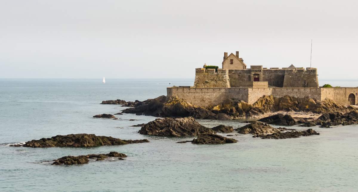 Bezienswaardigheden Saint-Malo: Fort National | Mooistestedentrips.nl