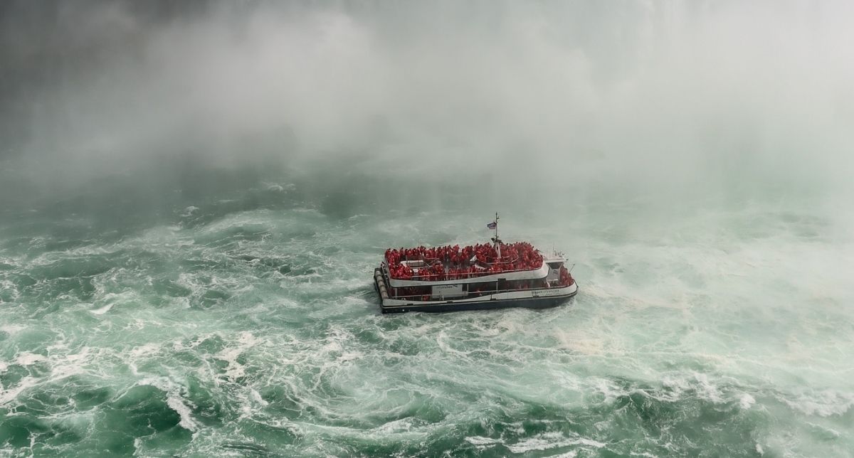 Niagara Falls, Canada: Hornblower | Mooistestedentrips.nl