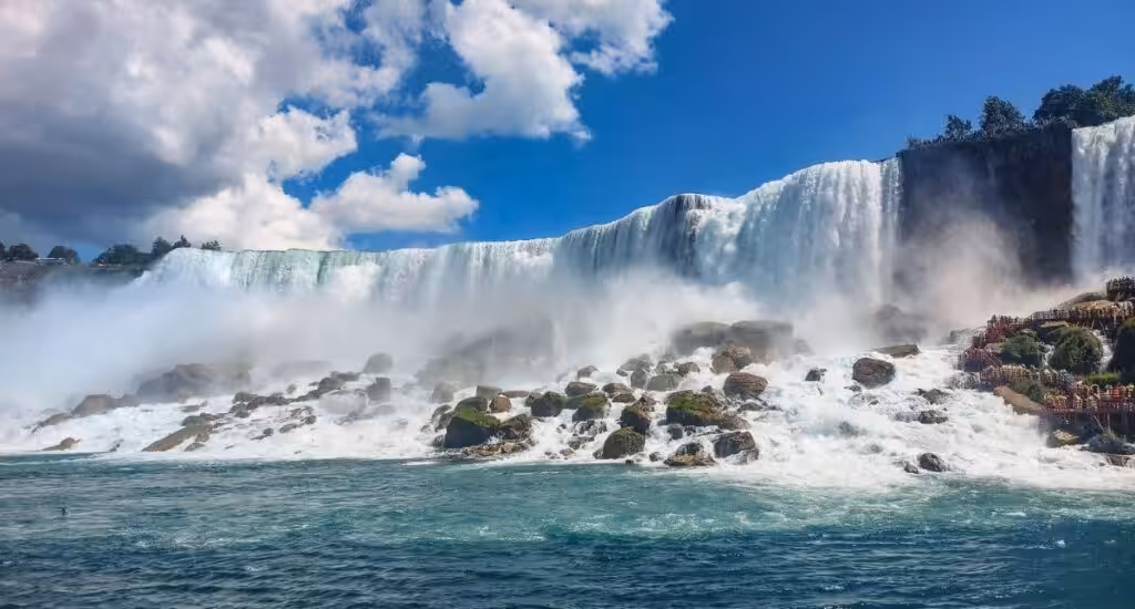 Niagara Falls, Canada: Hornblower | Mooistestedentrips.nl