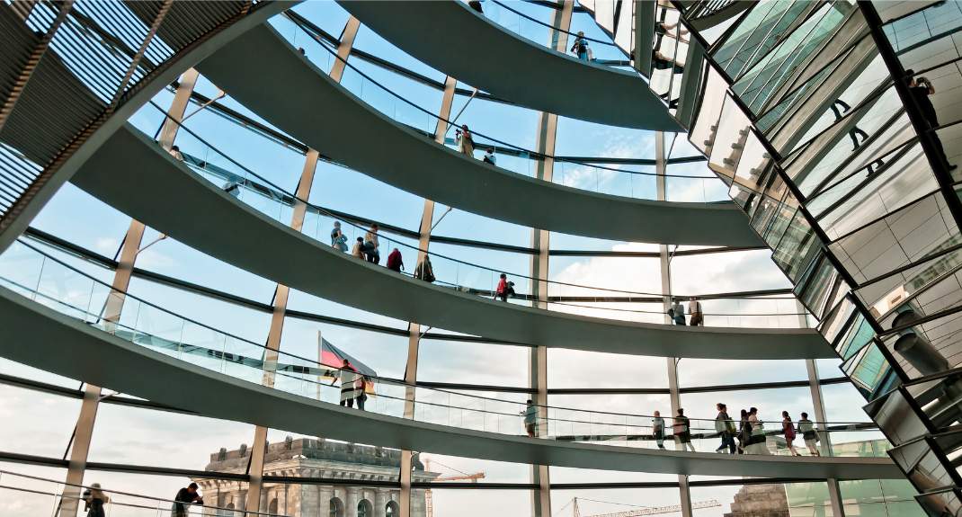 Berlijn Mitte bezienswaardigheden: Reichstag | Mooistestedentrips.nl
