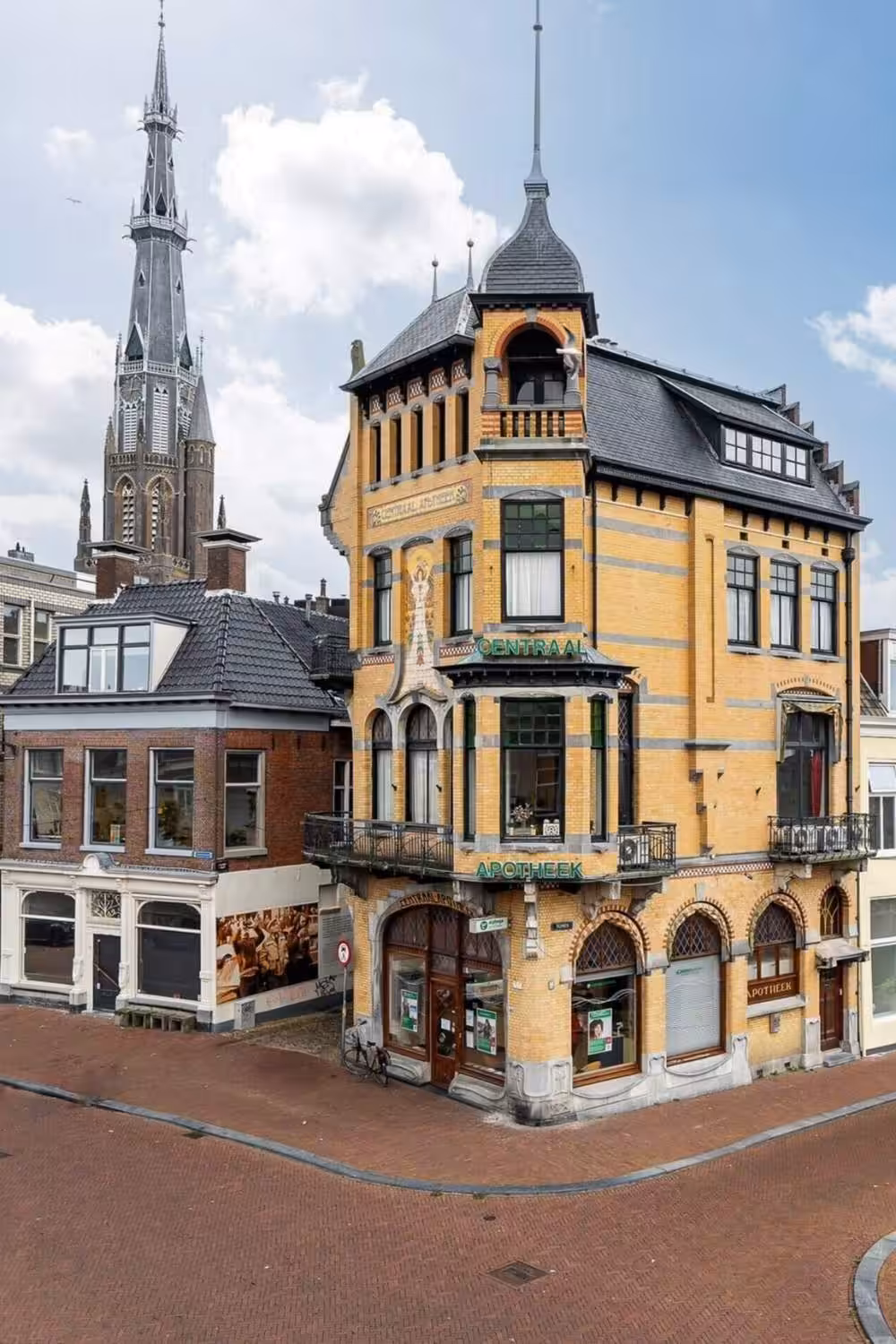 Bezienswaardigheden Leeuwarden: Centrale Apotheek (foto: DVHN)