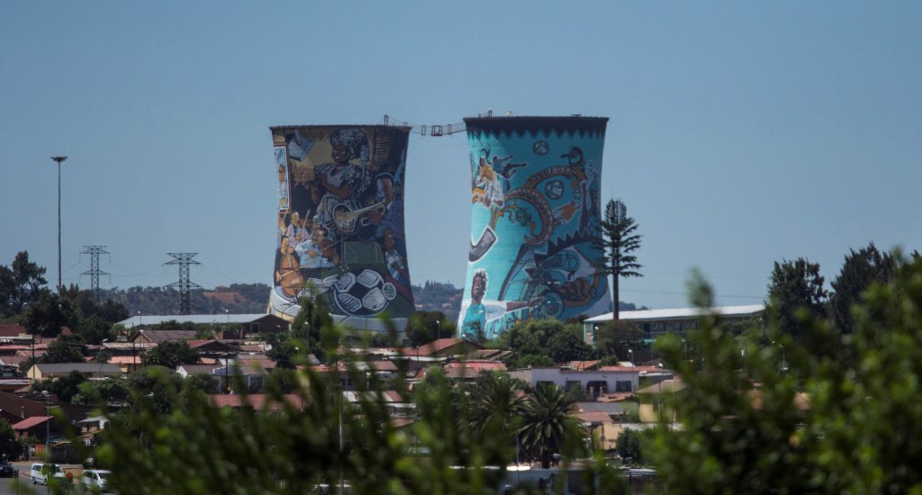 Bezienswaardigheden Johannesburg: Soweto Towers | Mooistestedentrips.nl