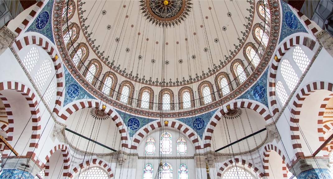 Hidden gems of Istanbul: Rüstem Pasha mosque | Mooistestedentrips.nl