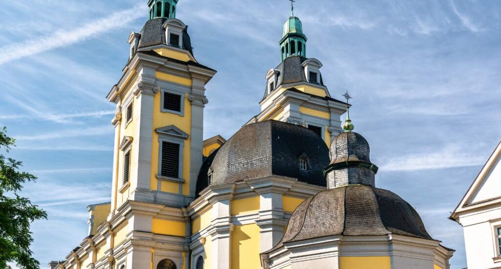 Gratis stadswandeling Düsseldorf: Dominikaner Kirche St. Andreas | Mooistestedentrips.nl