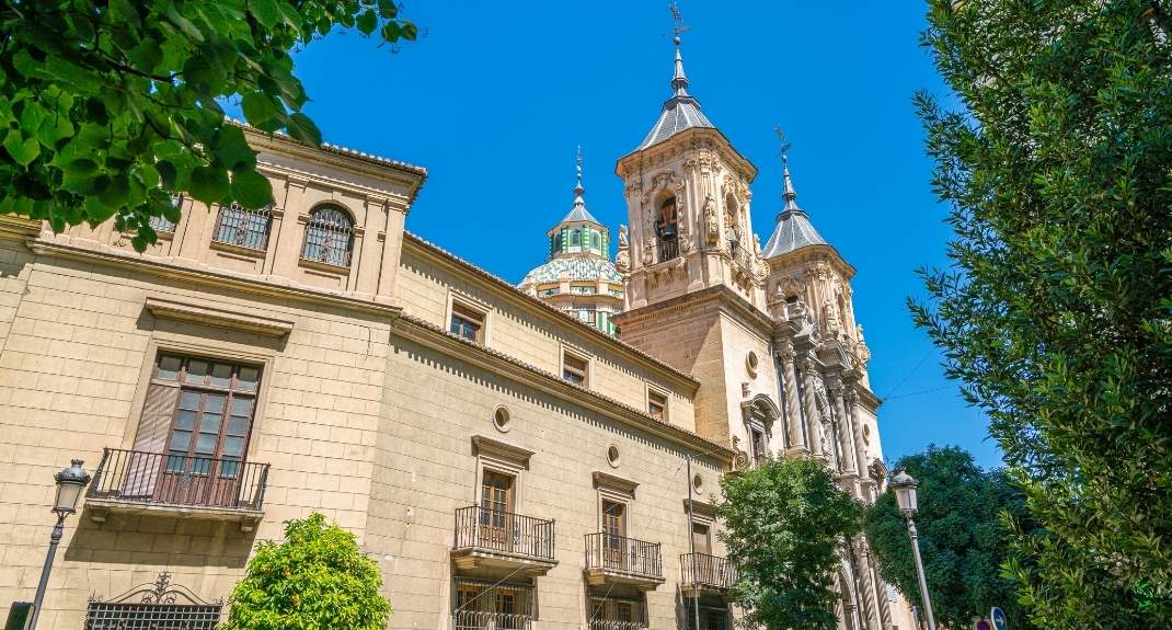 Bezienswaardigheden Granada: Basilica San Juan de Dios | Mooistestedentrips.nl