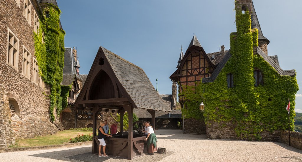 Bezienswaardigheden Cochem: Reichsburg, het kasteel van Cochem | Mooistestedentrips.nl