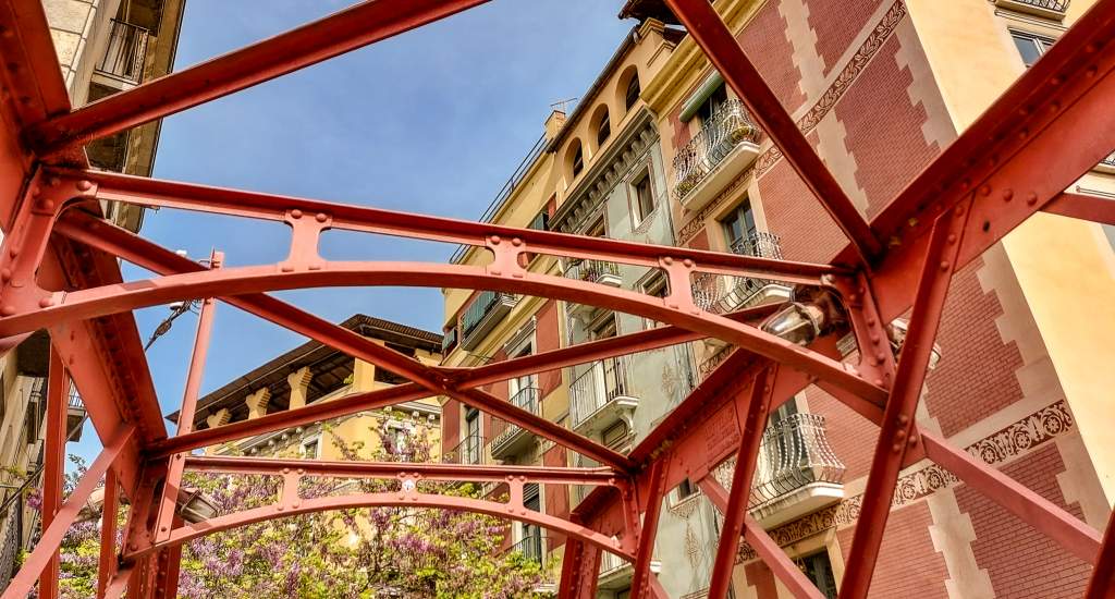 Girona bezienswaardigheden: Pont de les Peixateries Velles | Mooistestedentrips.nl