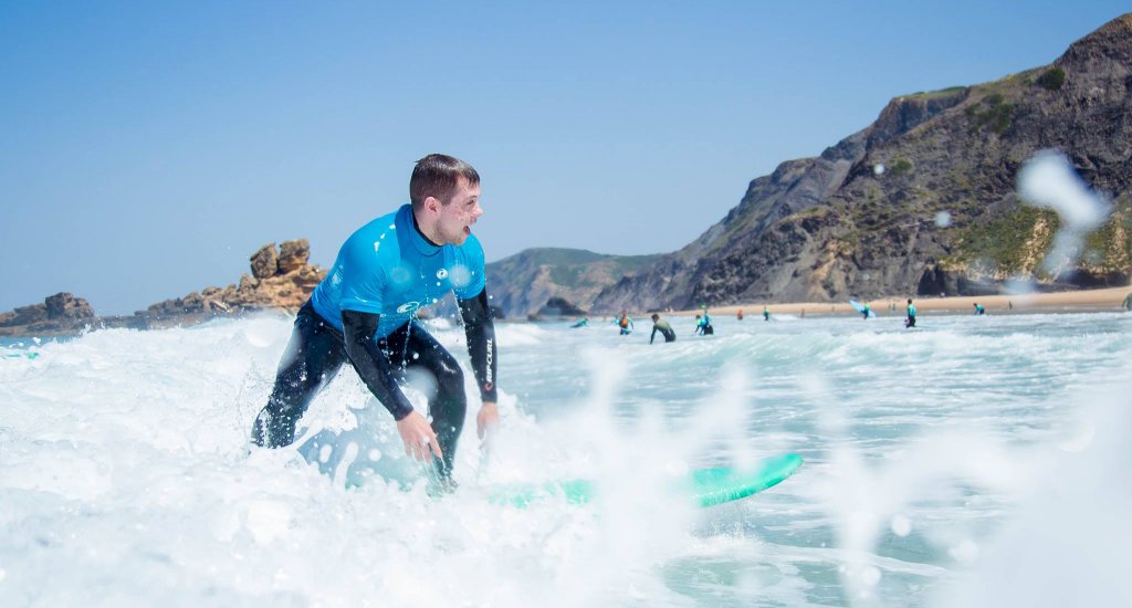 Surfen in Sagres, foto met dank aan Wavesensations