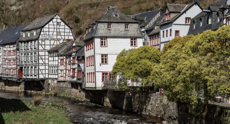 Monschau, Duitsland: 8x Bezienswaardigheden Monschau