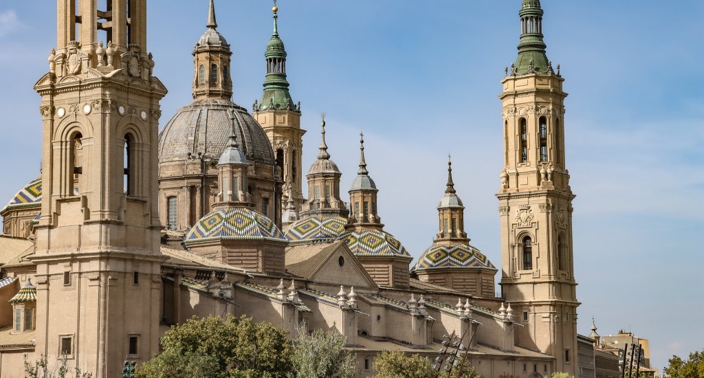Zaragoza, Spanje: Basílica de Nuestra Señora del Pilar | Mooistestedentrips.nl