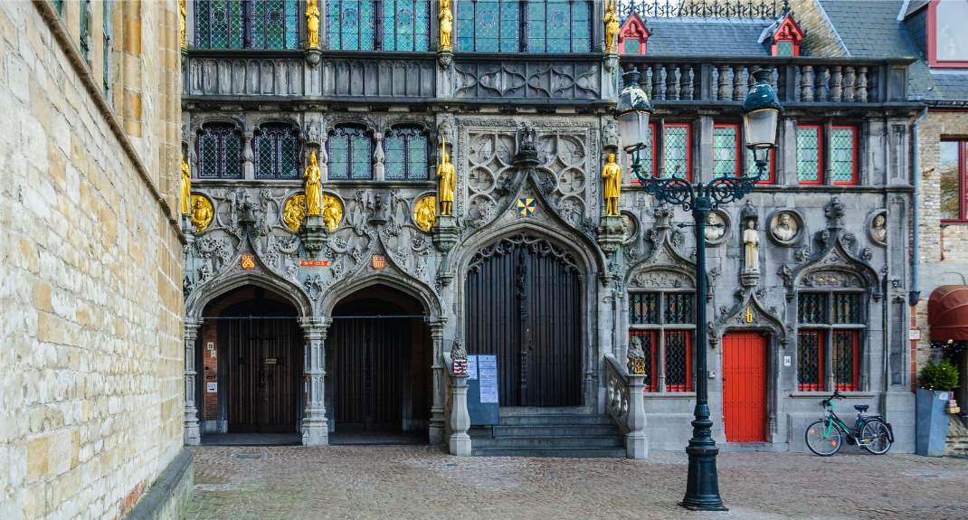 Bezienswaardigheden Brugge: Basiliek van het Heilige Bloed | Mooistestedentrips.nl