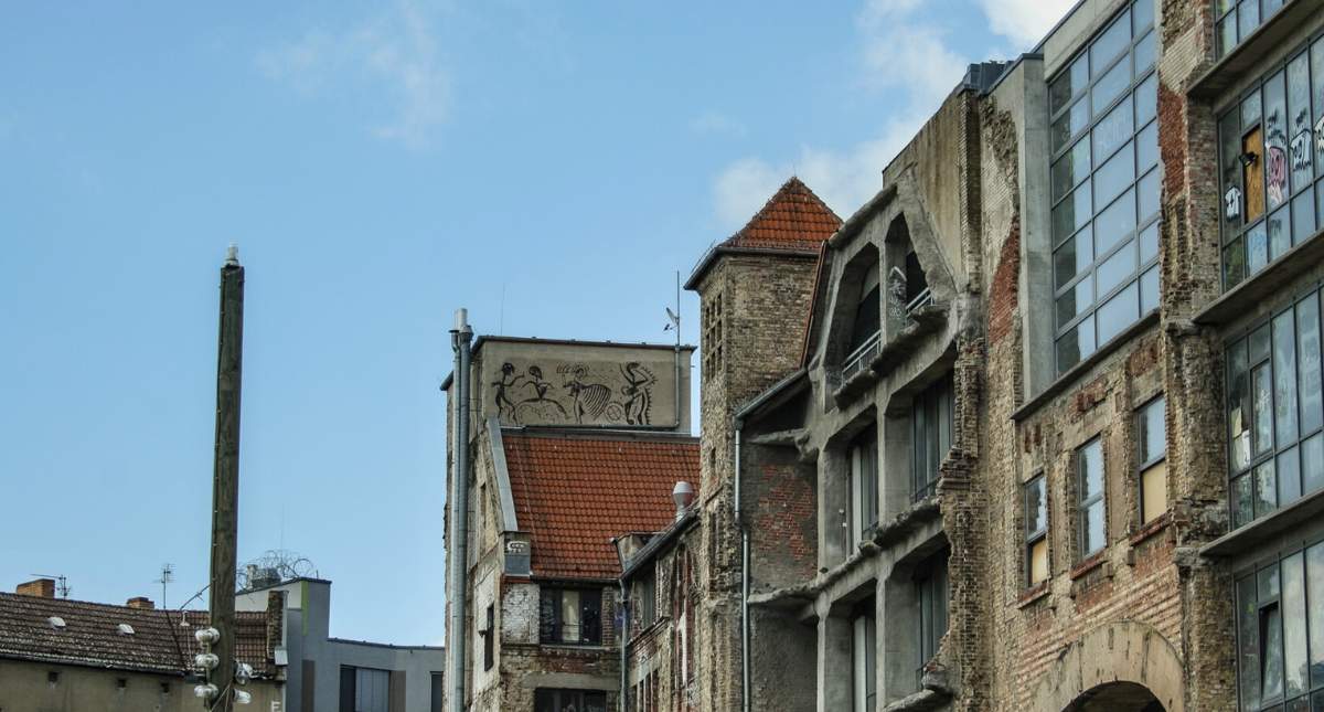 Fietsen in Berlijn: Kunsthaus Tacheles | Mooistestedentrips.nl