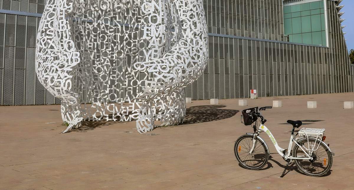 Fietsen in Zaragoza (Baja Bikes Zaragoza): maak een mooie fietstocht in Zaragoza | Mooistestedentrips.nl