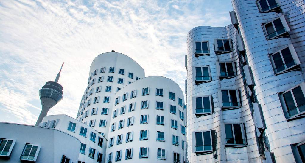 Stedentrip Düsseldorf: Medienhafen (foto: visit Düsseldorf)