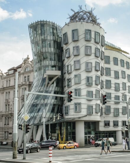 Dansende huis, Praag: bekijk alle bezienswaardigheden in Praag | Mooistestedentrips.nl